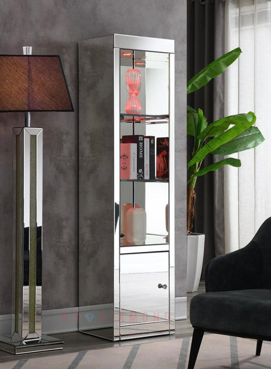 Right Eiffel Entertainment Tower