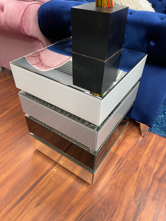Moscow Mirrored End Table