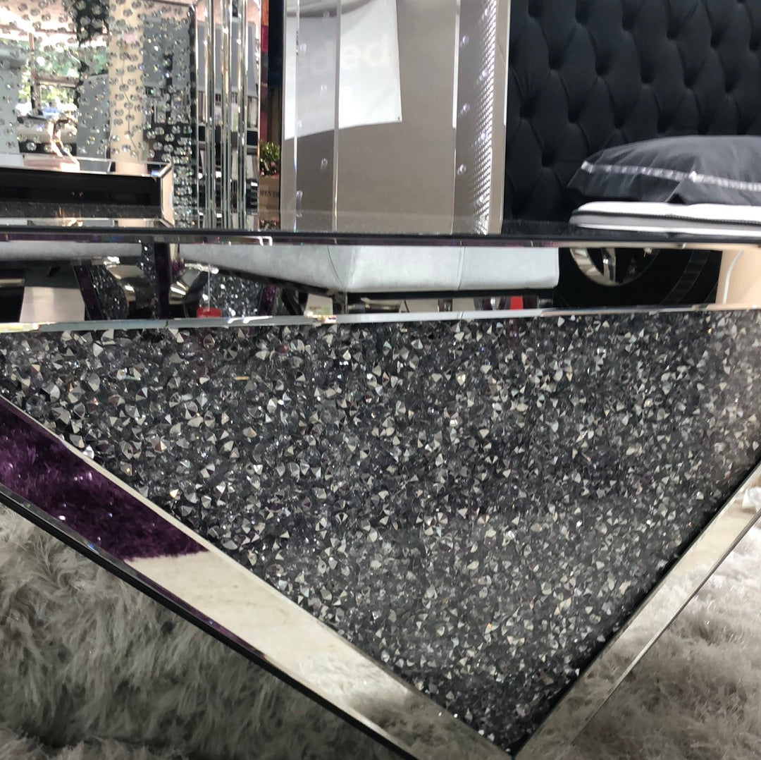 Glam Mirrored Occasional Table π