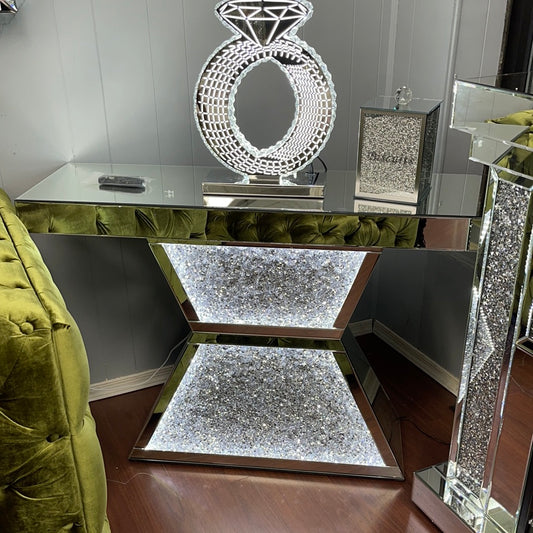 Mirrored LED console w/Crushed Diamonds 💎