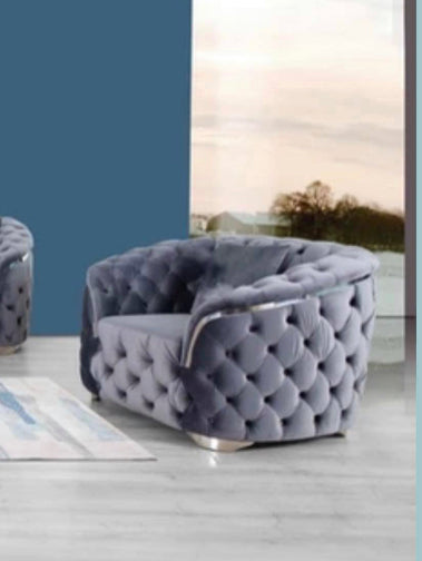 Glam Tufted Gray Accent Chair